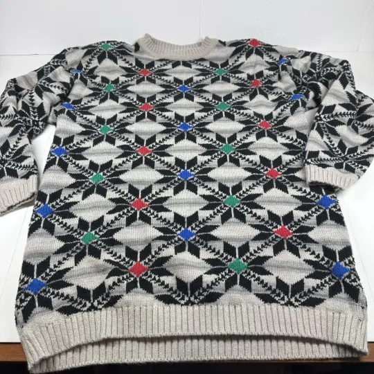Discover LizWear Women L Sweater Christmas Geometric poinsettia vintage Ugly Sweater