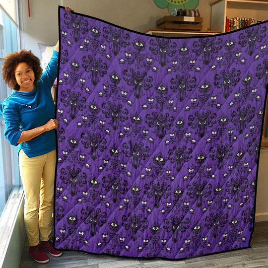 Discover The Haunted Mansion, Wallpaper Pattern, Lightweight & Breathable Quilt