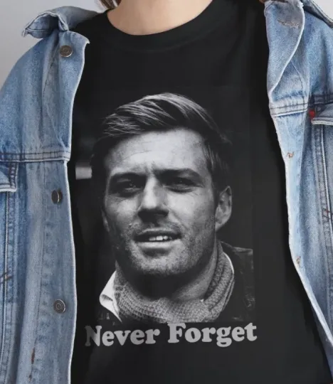 Discover Robert Redford Shirt Tribute Never Forget RIP Actor dies Vintage Retro Classic