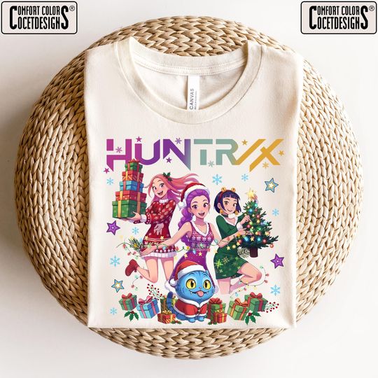 Huntrix Girls And Demon Hunters Tiger Christmas T-Shirt, Cute Derpy Tiger Huntrix Girls Merry Christmas Shirt, Huntrix Group Christmas Shirt