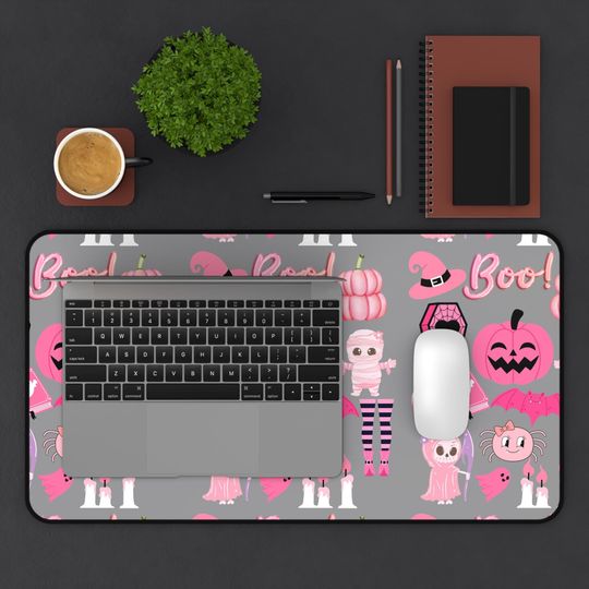 Discover Pink Halloween Themed Desk Mat, Cute Ghosts & Pumpkins, Perfect for Spooky Season, Home Office Decor, Gamer Gift, Trick or Treat