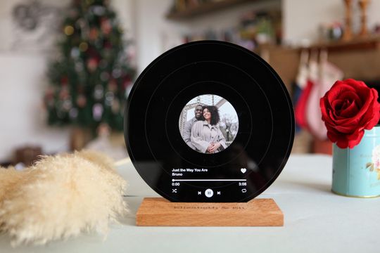 Custom Vinyl Record - Gift for Boyfriend - Birthday Gift for Him - Wedding Anniversary Gift for Wife - Gifts for Her / Him - Engagement Gift