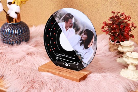 Personalized Vinyl Record - Valentines Gifts - Anniversary Gift for Friends - Birthday Gifts - Gift for Best Friend - Acrylic Song Plaque