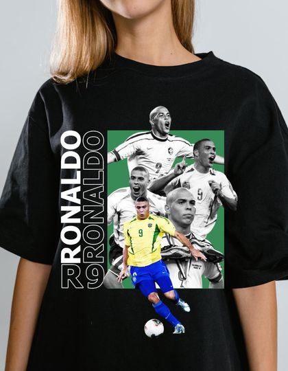 Discover Ronaldo R9 Soccer Graphic 90s Bootleg T-Shirt