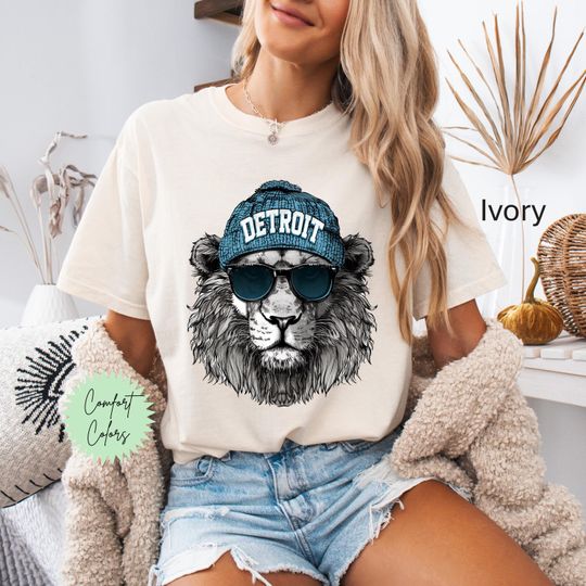 Discover Detroit Mascot Lions T-Shirt, Vintage Football Shirt, Retro Football Shirt, Team Mascot Shirt, Gameday Shirt