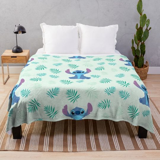 Discover Cute Stitch alien palm tree leaf pattern  Throw Blanket