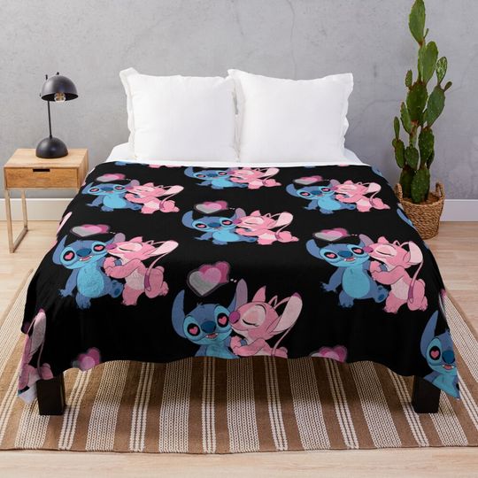 Discover Lilo and Stitch Throw Blanket – Soft Cozy Cartoon Alien Plush