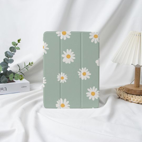 Discover White Daisy Green iPad Case With Pencil Holder for 2025 Air 7-11/13,iPad Mini 6/7,iPad Pro 13" 12.9" 11",iPad 10/9/8,iPad Cover