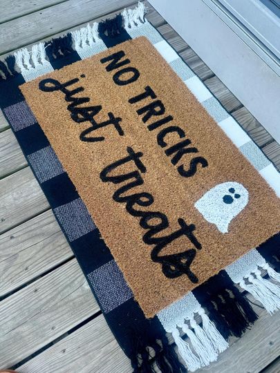 Discover No tricks just treats doormat,  fall doormat, autumn welcome mat, Halloween porch decor, cute fall doormat, fall entry rug, pumpkin spice