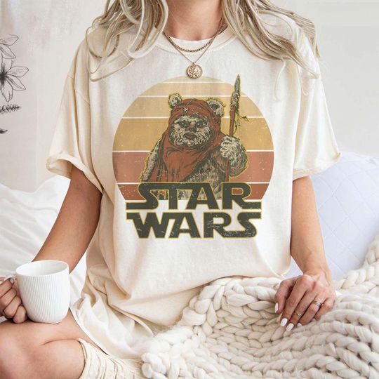 Star Wars Wicket Retro Ewok Sunset Halftone Graphic Shirt, Galaxy's Edge Hollywood Studios Unisex Comfort Colors Tshirt Birthday Gift Tee