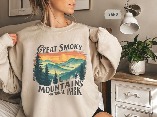 Discover Vintage Great Smoky Mountains Sweatshirt, Great Smoky Mountains National Park