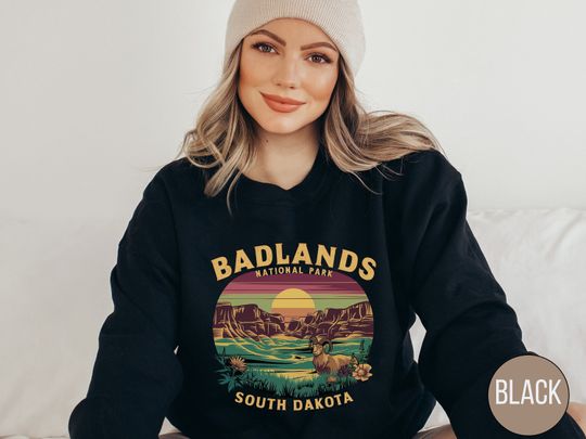 Badlands National Park Sweatshirt, Vintage South Dakota Sweatshirt, Badlands National Park gifts, Retro Dakota Sweater, Hiking Souvenir gift