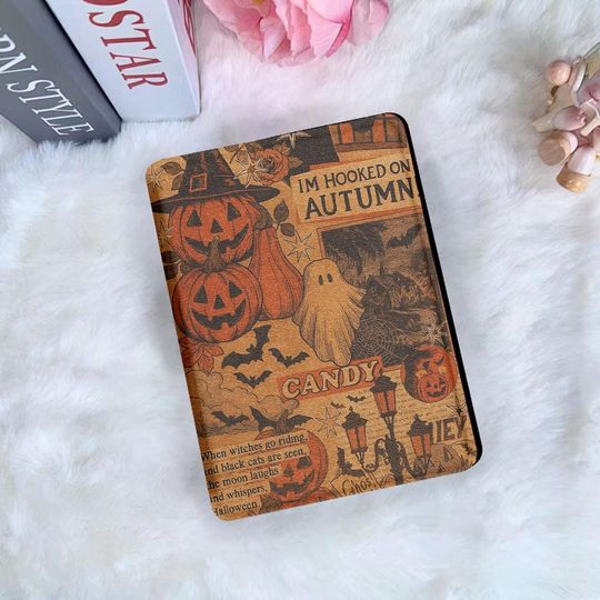 Vintage Spooky Pumpkin Ghost Halloween Kindle Case