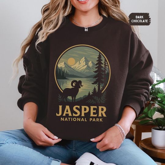 Discover Vintage Jasper National Park Canada Sweatshirt, Retro Mountain Crewneck Jumper, Nature Lover Gift, Outdoor Adventure