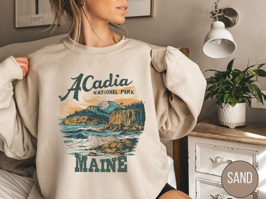 Discover Acadia National Park Sweatshirt, Vintage Maine Sweatshirt, Acadia National Park gifts, Retro Maine Sweater