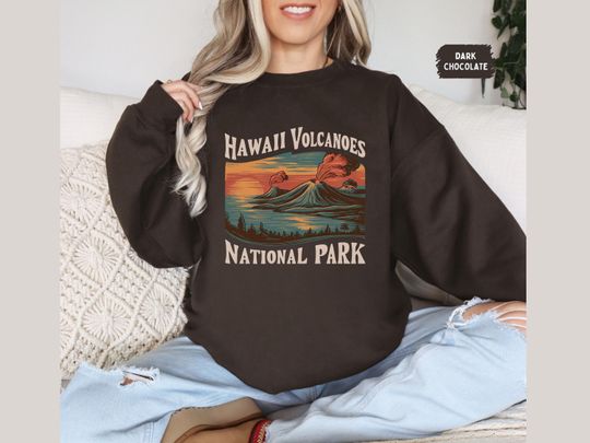 Discover Hawaii Volcanoes National Park Sweatshirt, Vintage Hawaii Sweater, Retro Hawaii Volcano gift Hawaii Souvenir, Aloha Sweater
