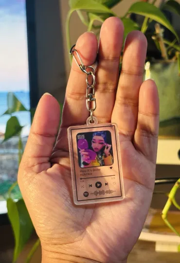KPop Demon Hunter HUNTR/X How It's Done Music Player Acrylic Keychain
