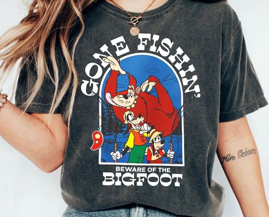 Discover Retro Goofy Max Goof Shirt Gone Fishin' Beware Of The Bigfoot T-shirt Disney A Goofy Movie Tee, Walt Disney World Trip, Disneyland Outfits