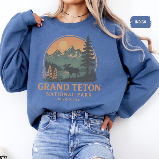 Discover Retro Grand Teton National Park Sweatshirt, Vintage Nature Lover Gift, Mountain Hiking Jumper Sweatshirt, Outdoor Adventure Apparel