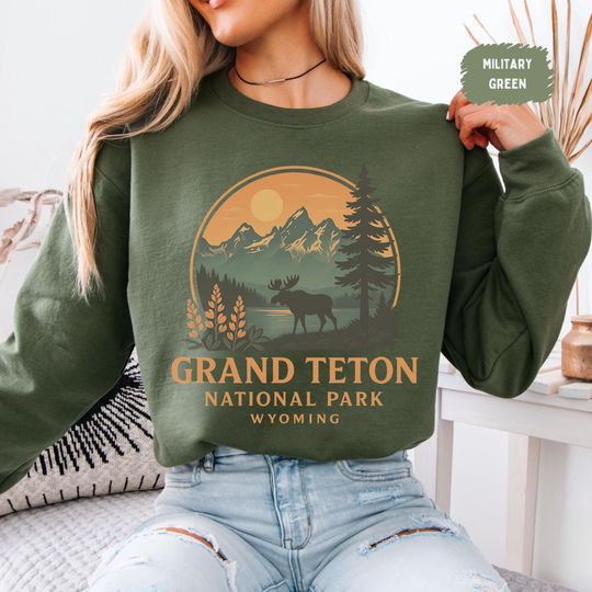 Retro Grand Teton National Park Sweatshirt, Vintage Nature Lover Gift, Mountain Hiking Jumper Sweatshirt, Outdoor Adventure Apparel