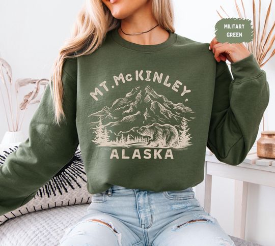 Discover Mount McKinley Sweatshirt -Unisex Heavy Blend Crewneck, Mountain Lover Gift, Hiking Apparel, Outdoor Adventure Clothing, Nature Landscape
