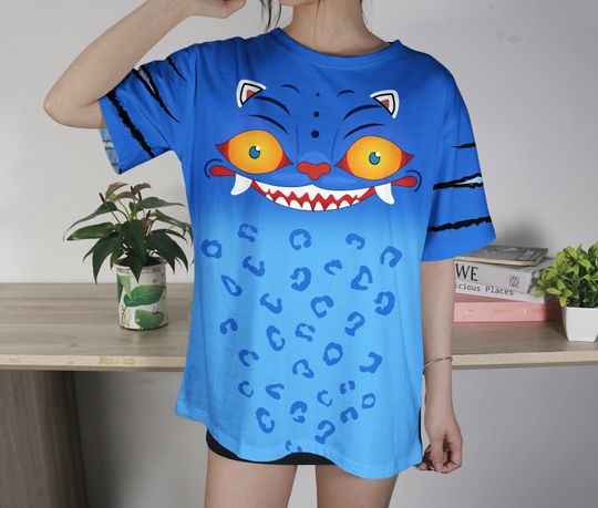 Discover Derpy Tiger T-Shirt, Kawaii Tiger Shirt, Demon Hunters Tee, Anime Tiger Shirt, Otaku Gift Shirt, Hunter Graphic Tee Gift