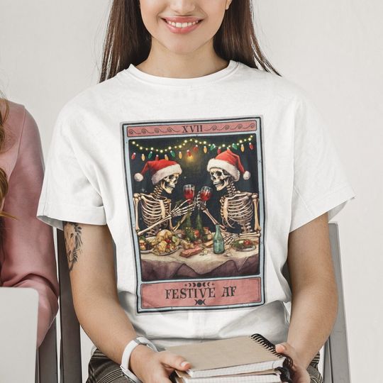 Discover Christmas Tarot Card Skeleton T-Shirt