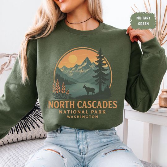 Discover Retro North Cascades National Park Sweatshirt, Vintage Hiking Outdoor Crewneck Jumper, Mountain Adventure Pullover, Nature Lover Gift