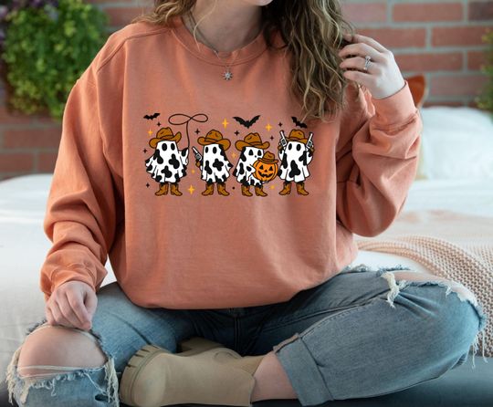 Discover Comfort Colors Cowboy Ghost Sweatshirt, Western Ghost Sweatshirt, Western Hoodie, Country Sweater, Spooky Hoodie, Halloween Cowboy Sweater