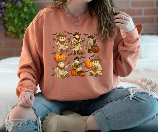 Discover Comfort Colors Country Ghost Hoodie, Western Ghost Sweatshirt, Halloween Hoodie, Spooky Fall Sweatshirt, Western Hoodie, Cute Ghost Hoodie