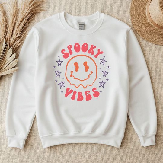 Discover Halloween Sweater, Spooky Vibes Sweater, Retro Halloween Hoodie, Halloween Sweater, Spooky Sweater, Bat Sweater, Fall Sweater, Happy Face
