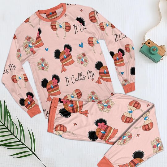 Discover Cute Coquette Bow Moana Pajamas Set, Disney Moana Ears Headband Sleepwear, Disney Moana Crown It Calls Me Pajamas, Disneyland Family Pajamas