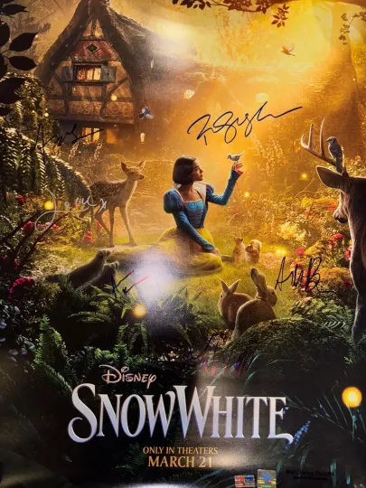 Snow White 2025 Movie Poster Signed - Poster Film / Tour / Music