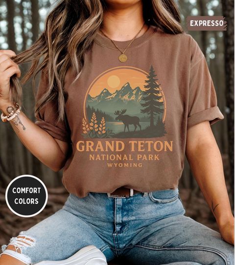 Discover Retro Gand Teton National Park T-shirt, Nature Lover Apparel, Wyoming Mountains Tee, Outdoor Adventure gift