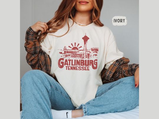 Discover Gatlinburg Tennessee Comfort Colors Shirt, Vintage Tennessee Smoky Mountains National Park Shirt Tennessee Family Trip Gatlinburg Souvenir