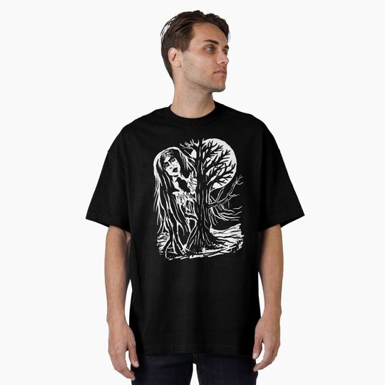 Discover Moon Goddess Forest Witch Spooky Gothic Punk Oversized T-Shirt