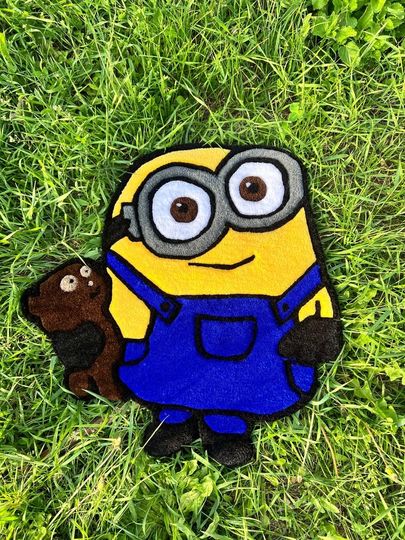 Discover Handmade Minion Rug, Cartoon Tufted Carpet, Funny Wall Hanging, Kids Room Decor, Cute Movie Character Rug | Rug Minion