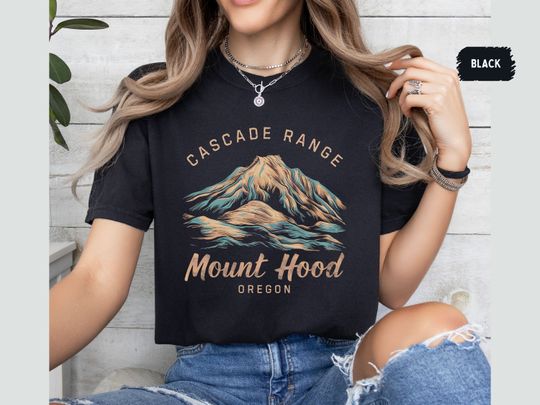 Discover Mount Hood National Forest T-Shirt, Oregon Vintage Shirt, Hiking tee, Mount Hood Family Trip, Cascade Range gift