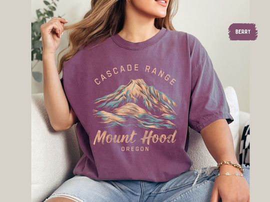 Mount Hood National Forest Vintage Shirt, Hiking tee, Mount Hood Family Trip, Cascade Range gift Oregon Souvenir