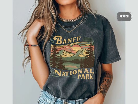 Discover Banff National Park Shirt, Vintage Banff T-Shirt, Canadian Rockies gift Rocky Mountains, Canada T shirt Banff Souvenir