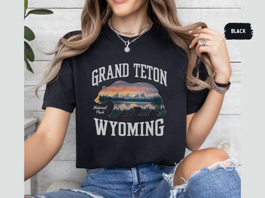Discover Grand Teton National Park T-Shirt, Retro Wyoming Souvenir Shirt, Grand Teton National Park Gifts, Mountain Shirt, Bear shirt