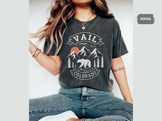 Vintage Vail Colorado T-Shirt, Retro Colorado State Shirt, Vail Souvenir Hiking, Camping ski resort shirt, Rocky Mluntains tee