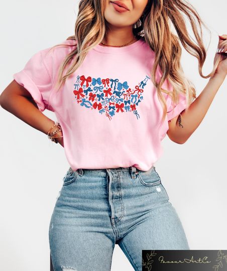 Retro America Map T-shirt, Coquette USA Map Shirt, Women's 4th Of July Gift, Coquette Bow America Tee, Independence Day Outfit