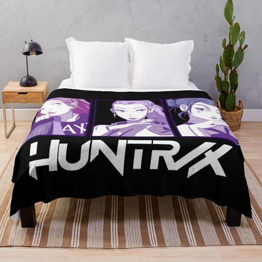 Huntrix Ver 3 KPop Demon Hunters Mira Rumi Zoey Throw Blanket
