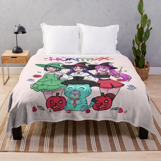 KPop Demon Hunters Huntrix Halloween Throw Blanket