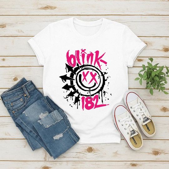 B182 T-shirt, Smile Face T-shirt, Retro Smile Face Shirt, Cute Smile Shirt, B182 Rock Shirt, Trendy T-shirt