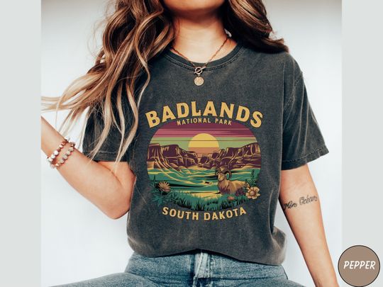 Discover Badlands National Park shirt, Vintage South Dakota tshirt, Badlands National Park gifts, Retro Dakota Sweatshirt, Hiking&nbsp;gift, Badlands Tee