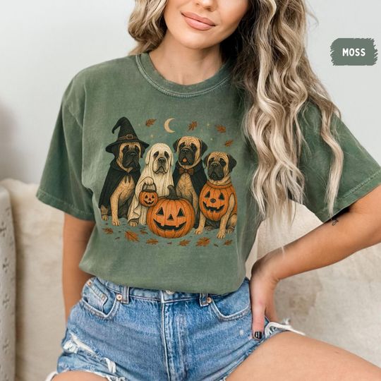 Discover Vintage Comfort Colors English Mastiff Halloween Shirt - Pumpkin Dog Lover Tee, Spooky Season Mastiff Graphic | Unisex Relaxed T-Shirt