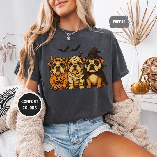 Discover Comfort Colors Pug Halloween Shirt - Witch, Ghost & Pumpkin Dog Lover Tee, Spooky Season Bulldog Graphic | Unisex Relaxed T-Shirt