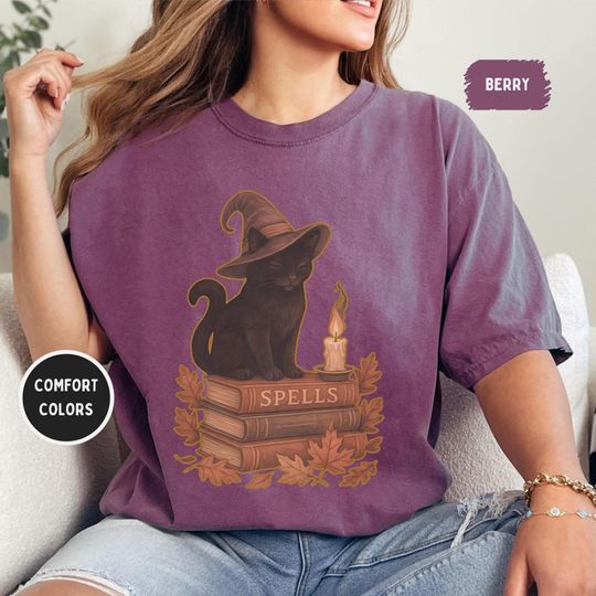 Vintage Halloween Cat T-shirt, Shirt for Halloween, Retro Halloween T-shirt